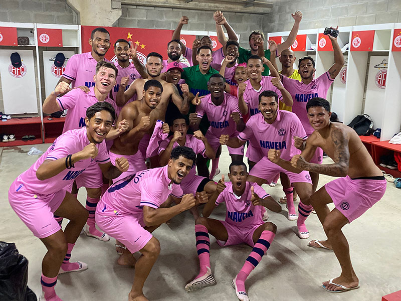 Conheça o time de futebol que aposta na alimentação vegana